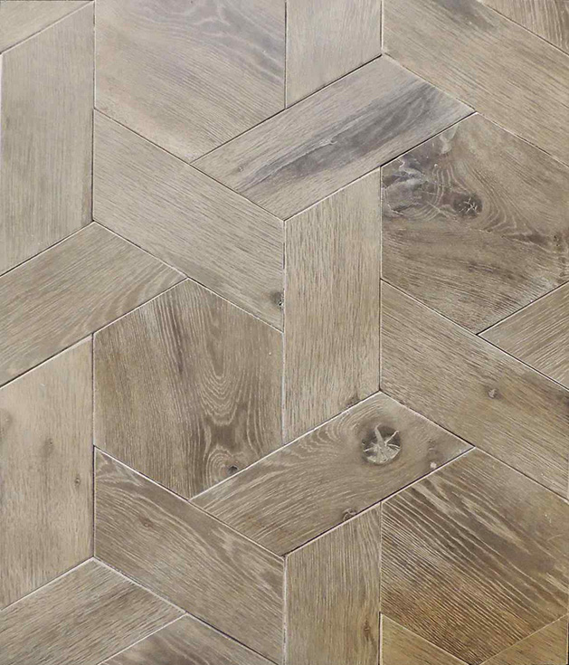 Bleached wood, a trendy Fall flooring option