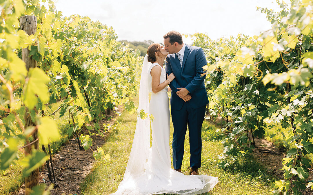 Explore a Picturesque Wedding at 7 Vines Vineyard