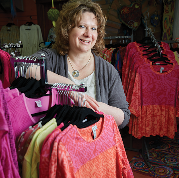 Magnolias’ Summer Collection Offers Bright and Bold Colors for the Season