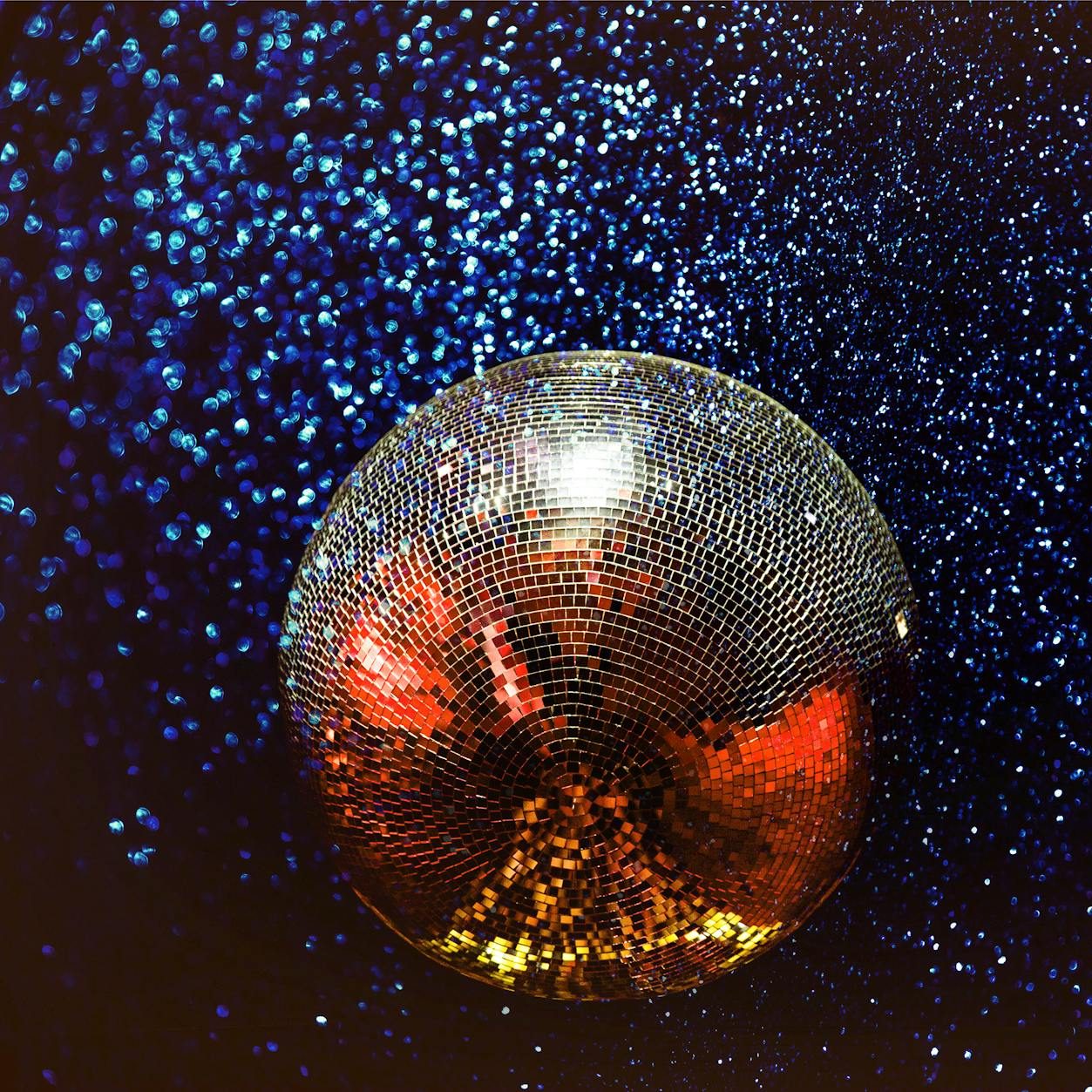 Boogie, Bloom & Blend: A Gal-entine’s Disco Candle & Floral Workshop